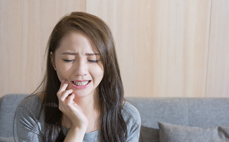 歯ぎしり・食いしばり